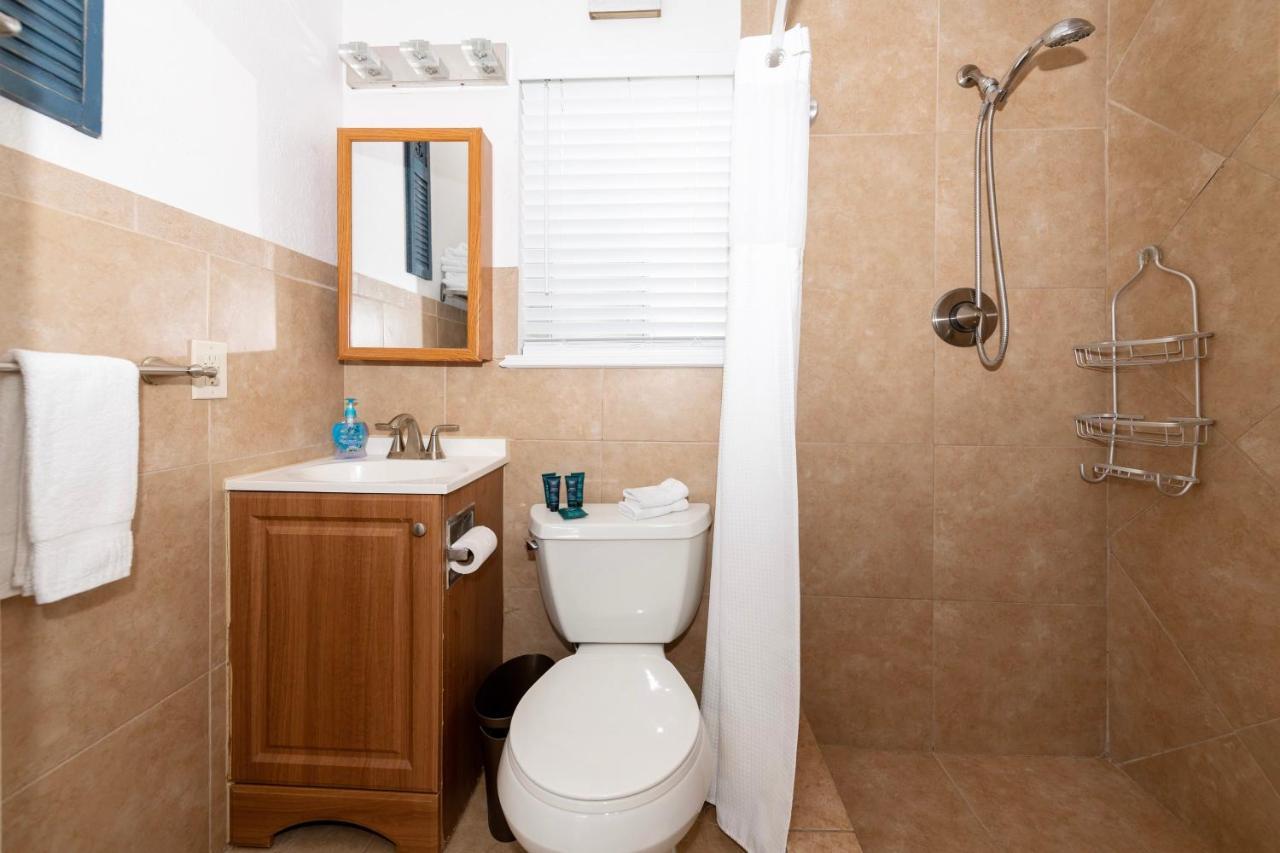 הוליווד Tropic Isle Boutique Hotel מראה חיצוני תמונה